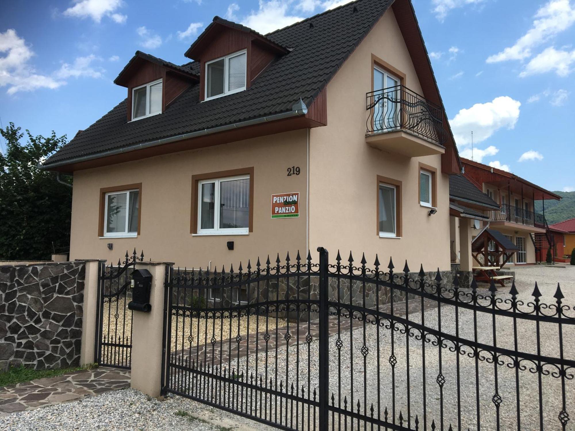 Penzion Bernath Roznava Exterior photo